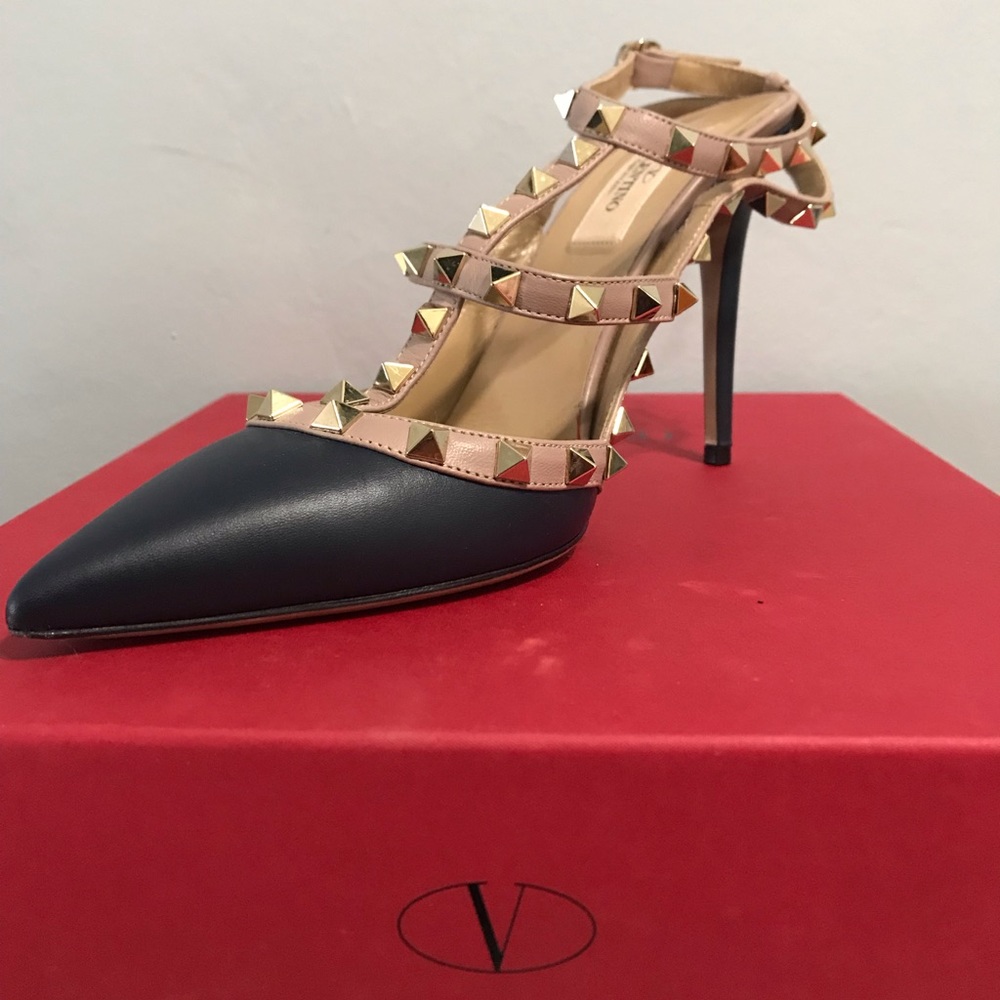 Valentino Rockstud Slingback Pump